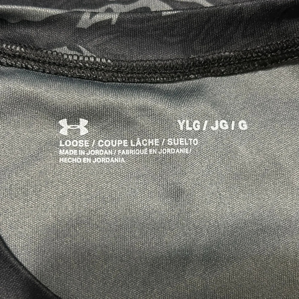 Under Armour Boys SS Black & Grey Camo Print Quick Dry Athletic T-Shirt YouthXL - Picture 7 of 8